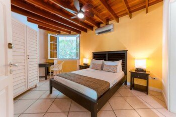 Villas Lomas del Caribe