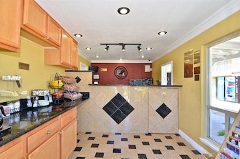 Americas Best Value Inn - Sacramento/Elk Grove