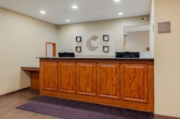 Comfort Suites Johnson Creek Conference Center