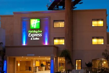 Holiday Inn Express Hotel & Suites of Woodland Hills