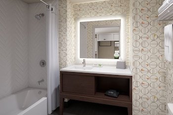 Welcome to Holiday Inn & Suites Hopkinsville - Convention Ctr