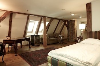 Hotel Cru