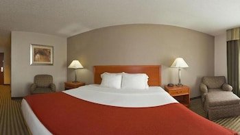 Holiday Inn Express & Suites Tell City