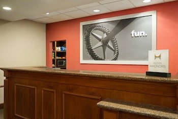 Hampton Inn & Suites Williamsburg-Central