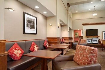 Hampton Inn & Suites Williamsburg-Central
