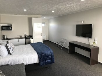 White Heron Motor Lodge
