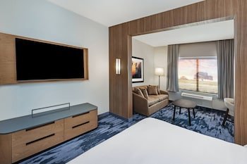 Fairfield Inn & Suites Houston Memorial City Area