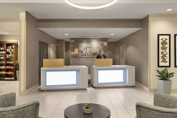 Holiday Inn Express & Suites Charleston - Mount Pleasant