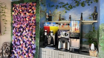 Island Suites Hobby Airport
