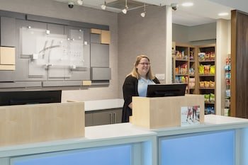 Holiday Inn Express Hotel & Suites South Portland