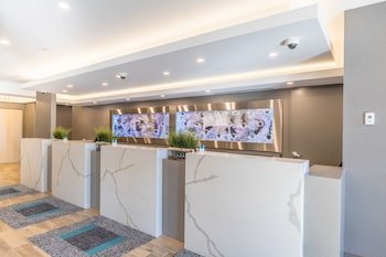 Vittoria Hotel & Suites