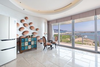 Sanya Phoenix Island Yujia Resort Hotel