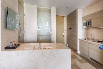 Sanya Phoenix Island Yujia Resort Hotel