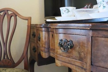 Stoneborough House Bed And Breakfast