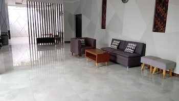 Alzara Hotel