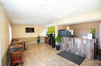 Budget Inn Expressway Hub