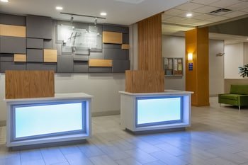 Holiday Inn Express & Suites Atlanta Southwest-Fairburn