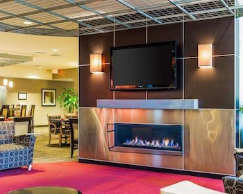 Cambria Suites Traverse City