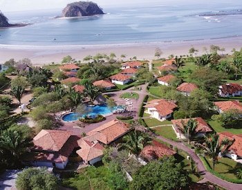 Hotel Villas Playa Samara Beachfront Resort