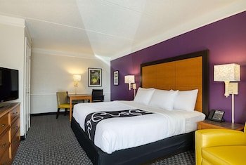 Travelodge by Wyndham Houston Cy-Fair