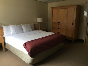 The Montrose Hotel