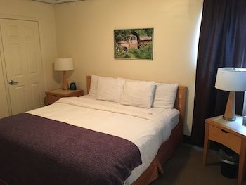 The Montrose Hotel