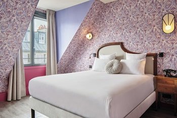 Josephine Hotel