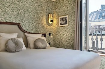 Josephine Hotel