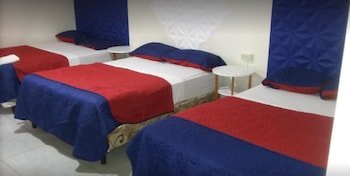Hostal Express Inn Aeropuerto Internacional