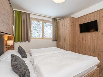 Lovely Chalet In Salzburg With Mountain View