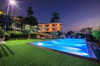 Phi Phi Chang Grand Resort & Spa