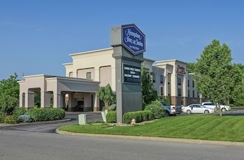 Hampton Inn & Suites Youngstown Canfield
