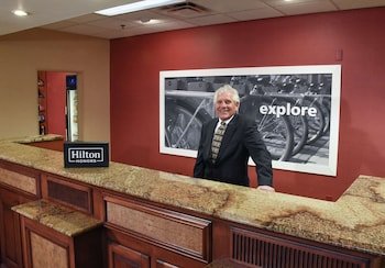 Hampton Inn & Suites Youngstown Canfield