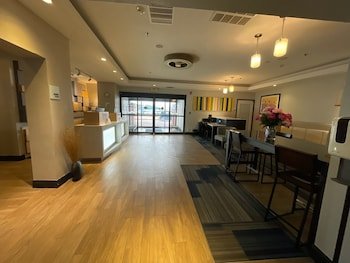Holiday Inn Express Hotel & Suites Miami