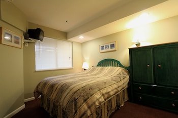 Marketplace Lodge