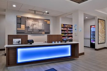 Holiday Inn Express Hotel & Suites Cincinnati - Mason