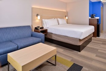 Holiday Inn Express Hotel & Suites Cincinnati - Mason