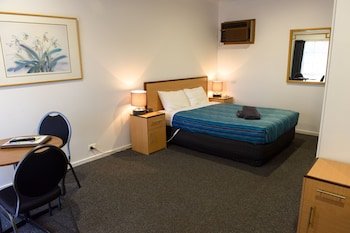 Bandicoot Motor Inn