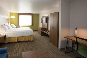 Holiday Inn Express & Suites Hesperia