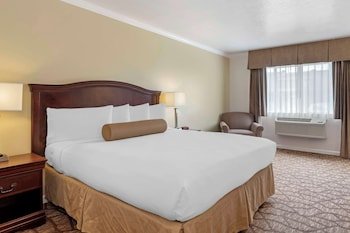 Best Western Salinas Monterey Hotel