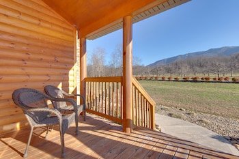 Orchard Hideaway Cabin