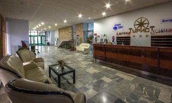 Tourist Hotel