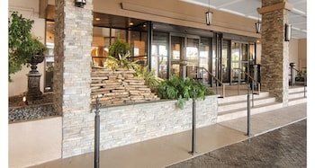 Comfort Inn & Suites At Copeland Tower