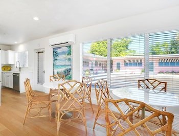 Gondolier Apartments & Inn