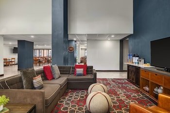 Four Points by Sheraton Greensboro Airport