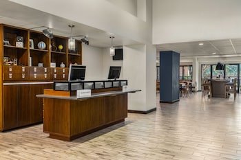 Four Points by Sheraton Greensboro Airport