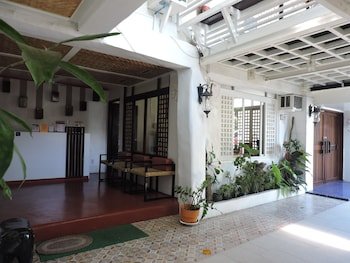 Orange Mangrove Pension House