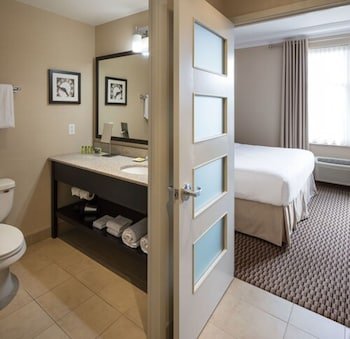 Delta Hotels Guelph Conference Centre