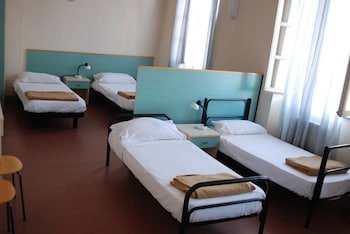 Il Chiostro Hostel And Hotel