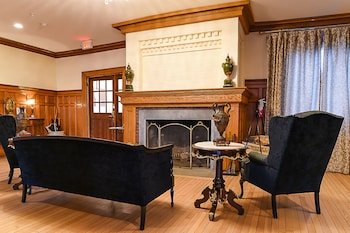 Windsor Mansion Inn